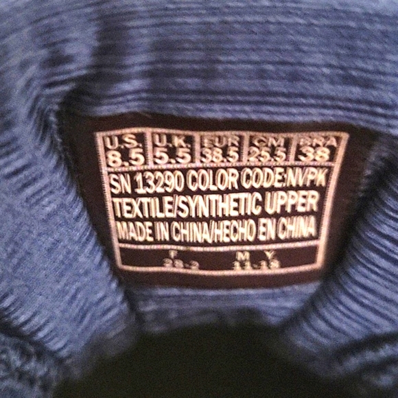 Sketchers  Light Weight Blue Sneakers, Sz 81/2 - Picture 5 of 8